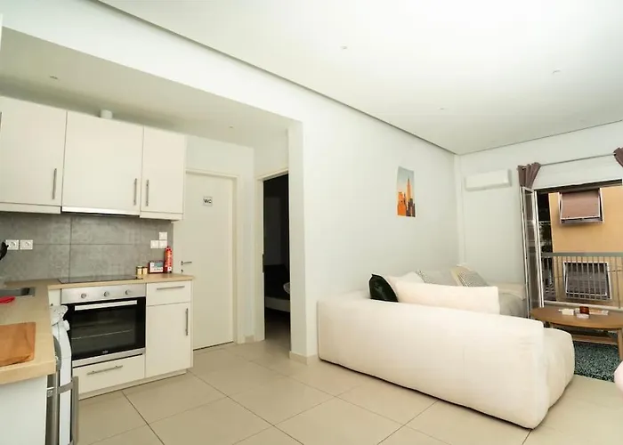 Homey Renovated 1 Bedroom Apartment In Kesariani